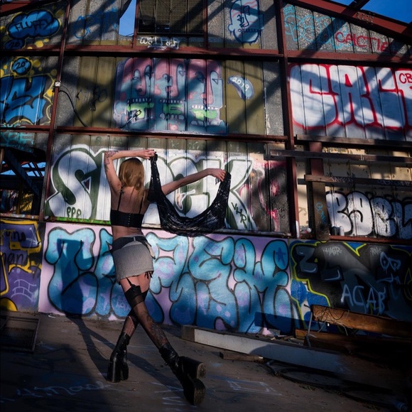 Meet your Posher 🍄🌿🌙🥀🌈 - Picture 5 of 8